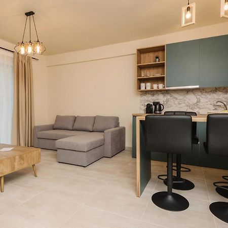 Olvion Suites Скала Сотирос Екстериор снимка